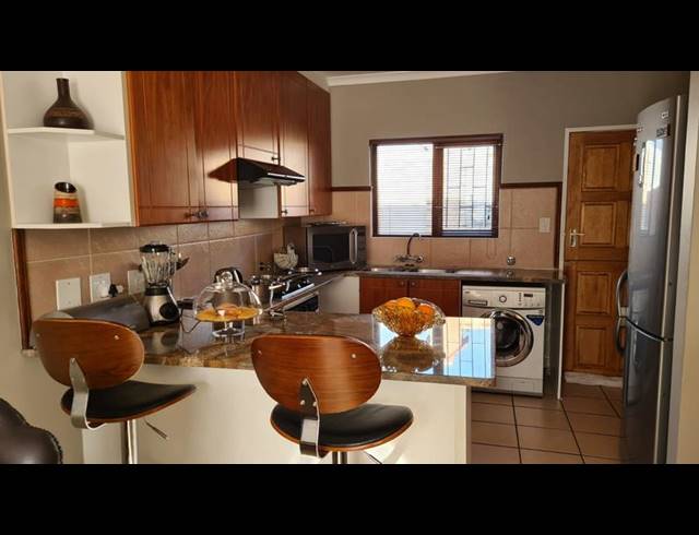 2 BEDROOM HOUSE FOR SALE IN NOORDWYK
